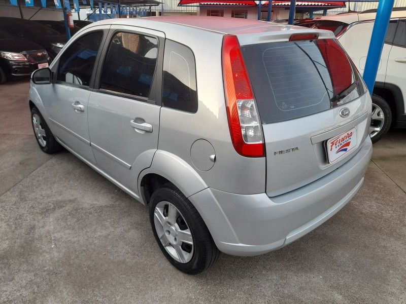 Ford FIESTA CLASS 1.0 8V 2010 FERREIRA VEÍCULOS VENÂNCIO AIRES / Carros no Vale