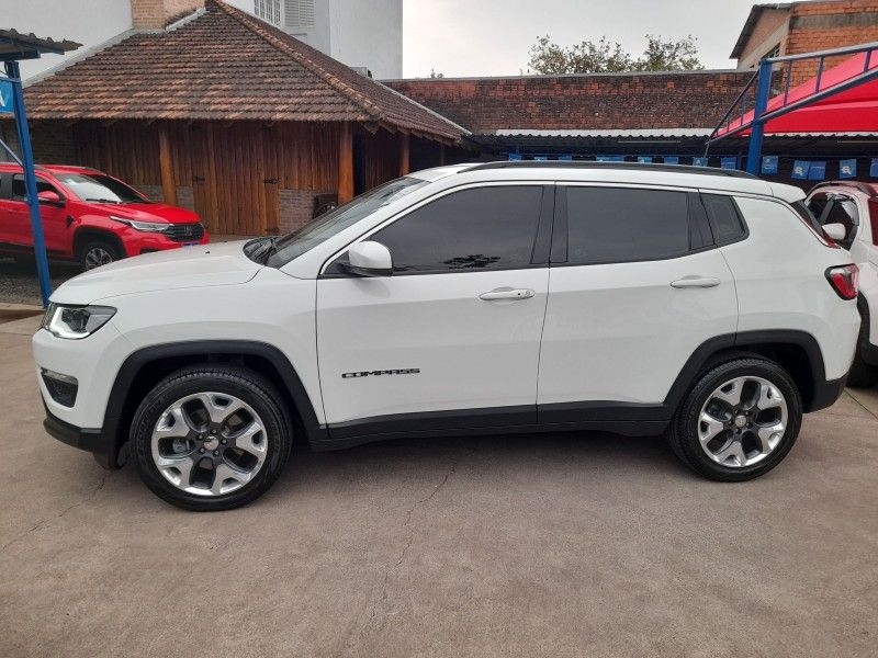 Jeep COMPASS LONGITUDE 2.0 2019 FERREIRA VEÍCULOS VENÂNCIO AIRES / Carros no Vale