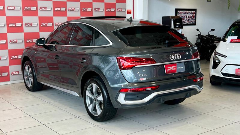 Audi Q5 S-Line 2.0 TFSI Quattro S-tronic 2021/2021 PC VEÍCULOS SANTA CRUZ DO SUL / Carros no Vale