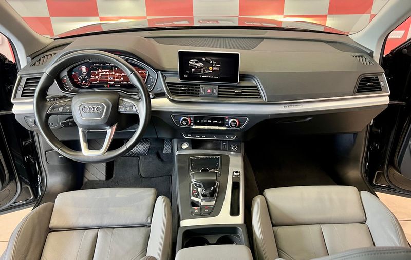 Audi Q5 S-Line 2.0 TFSI Quattro S-tronic 2020/2020 PC VEÍCULOS SANTA CRUZ DO SUL / Carros no Vale