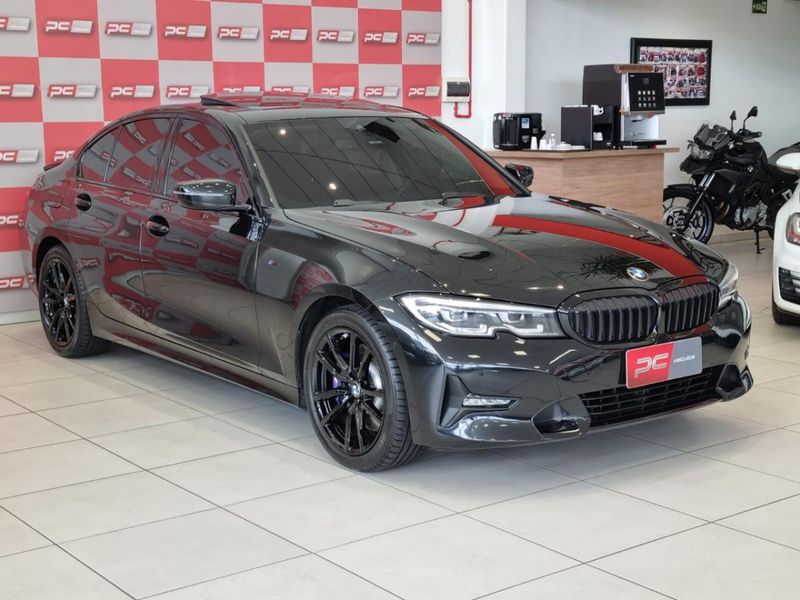 BMW 330i Sport 2.0 TB 16V 2019/2020 PC VEÍCULOS SANTA CRUZ DO SUL / Carros no Vale