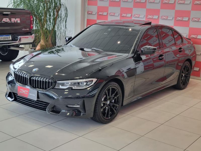 BMW 330i Sport 2.0 TB 16V 2019/2020 PC VEÍCULOS SANTA CRUZ DO SUL / Carros no Vale