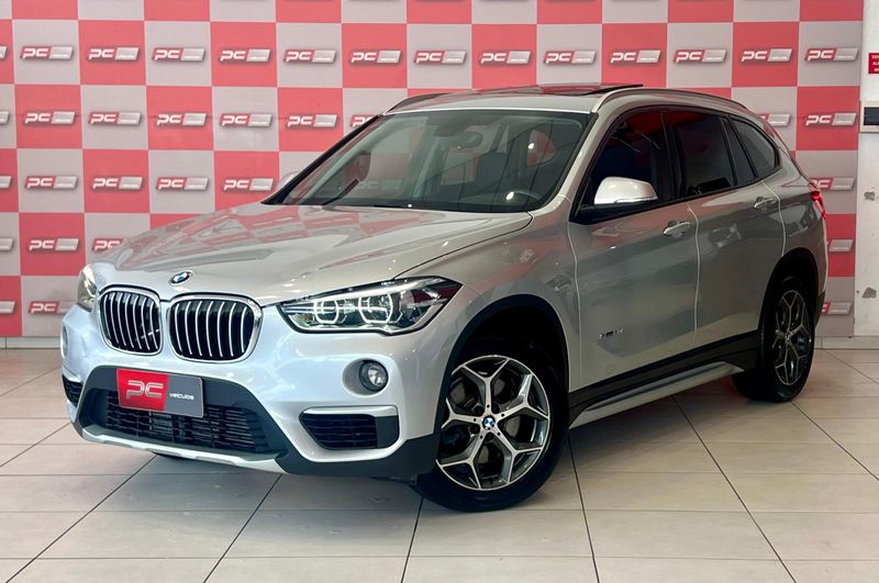 BMW X1 SDRIVE 20i 2.0/ TB Acti 2017/2018 PC VEÍCULOS SANTA CRUZ DO SUL / Carros no Vale