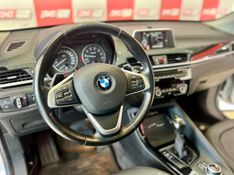 BMW X1 SDRIVE 20i 2.0/ TB Acti 2017/2018 PC VEÍCULOS SANTA CRUZ DO SUL / Carros no Vale