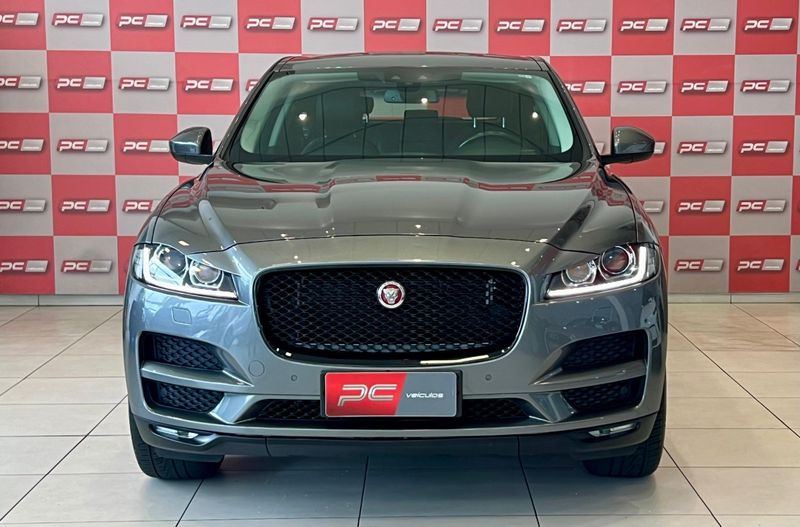 Jaguar F-Pace 2.0 Prestige 180cv 2017/2018 PC VEÍCULOS SANTA CRUZ DO SUL / Carros no Vale