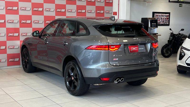 Jaguar F-Pace 2.0 Prestige 180cv 2017/2018 PC VEÍCULOS SANTA CRUZ DO SUL / Carros no Vale