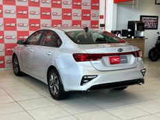 KIA Cerato EX 2.0 16V 2021/2022 PC VEÍCULOS SANTA CRUZ DO SUL / Carros no Vale