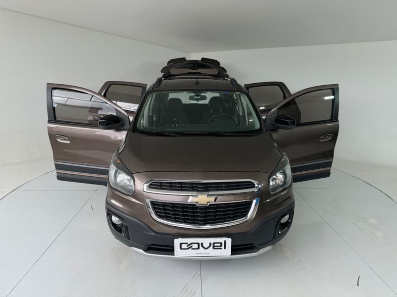 Chevrolet Spin 1.8 Activ 8v 2015/2016 COVEL VEICULOS ENCANTADO / Carros no Vale