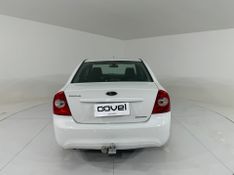 Ford Focus Sedan 2.0 16v 2013/2013 COVEL VEICULOS ENCANTADO / Carros no Vale