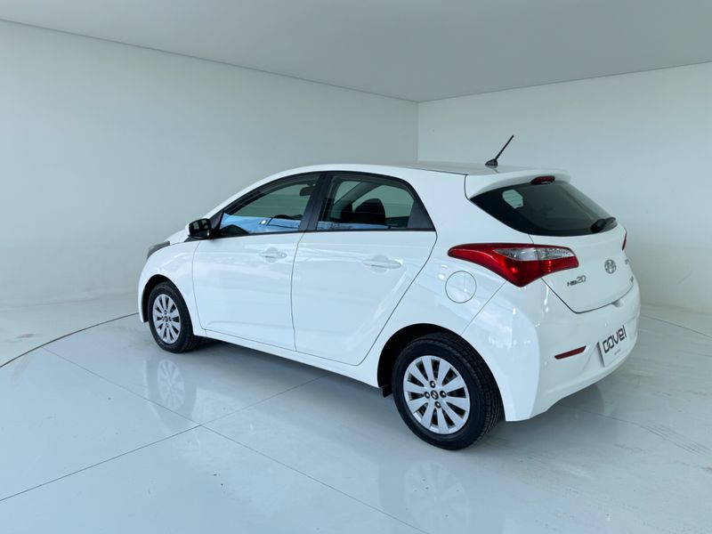 Hyundai Hb20 1.6 Comfort Plus 2014/2015 COVEL VEICULOS ENCANTADO / Carros no Vale