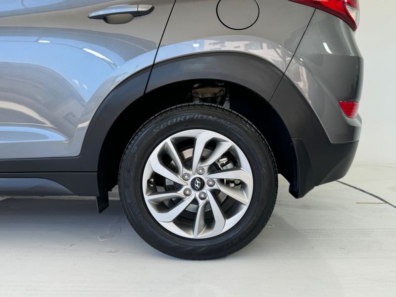 Hyundai Tucson 1.6 16v T-gdi Gls Ecoshift 2018/2019 COVEL VEICULOS ENCANTADO / Carros no Vale