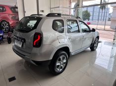 Renault Duster Dynamique 2.0 16v Hi 2018/2019 COVEL VEICULOS ENCANTADO / Carros no Vale