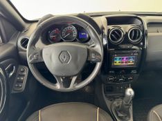 Renault Duster Oroch Dyna 1.6 Hi 16v Mec 2018/2018 COVEL VEICULOS ENCANTADO / Carros no Vale