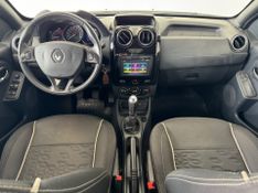 Renault Duster Oroch Dyna 1.6 Hi 16v Mec 2018/2018 COVEL VEICULOS ENCANTADO / Carros no Vale