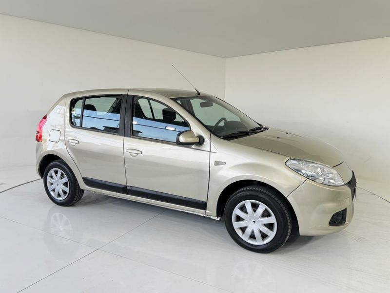 Renault Sandero Privilege Hi 1.6 16v 2013/2013 COVEL VEICULOS ENCANTADO / Carros no Vale