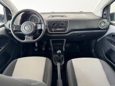 Volkswagen Up Take 1.0 2014/2015 COVEL VEICULOS ENCANTADO / Carros no Vale