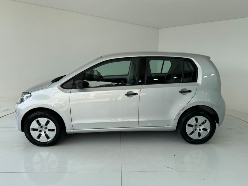 Volkswagen Up Take 1.0 2014/2015 COVEL VEICULOS ENCANTADO / Carros no Vale