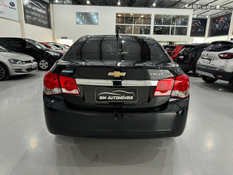 Chevrolet Cruze Ltz Nb 1.8 2014/2014 SIM AUTOMÓVEIS ROLANTE / Carros no Vale