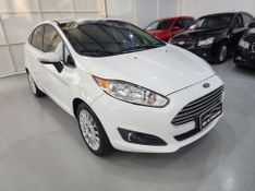 Ford Fiesta Titanium 1.6 16v 2015/2015 SIM AUTOMÓVEIS ROLANTE / Carros no Vale