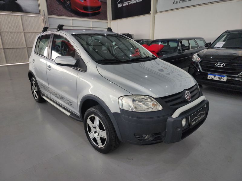 Volkswagen Crossfox 2005/2005 SIM AUTOMÓVEIS ROLANTE / Carros no Vale