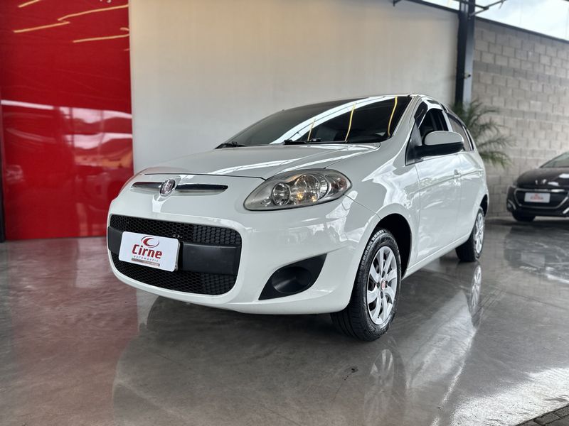 Fiat Palio ATTRACTIVE 1.0 EVO Fire 8v 2014/2015 CIRNE AUTOMÓVEIS SANTA MARIA / Carros no Vale