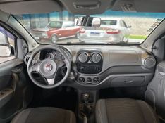 Fiat Palio ATTRACTIVE 1.0 EVO Fire 8v 2014/2015 CIRNE AUTOMÓVEIS SANTA MARIA / Carros no Vale