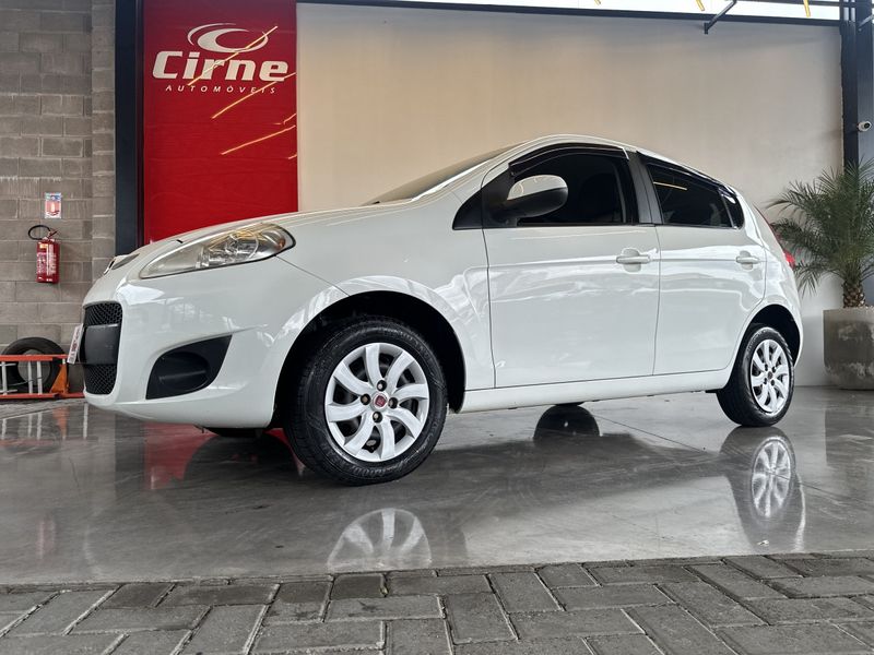 Fiat Palio ATTRACTIVE 1.0 EVO Fire 8v 2014/2015 CIRNE AUTOMÓVEIS SANTA MARIA / Carros no Vale