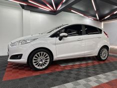 Ford Fiesta TIT./TIT.Plus 1.6 16V 2014/2014 CIRNE AUTOMÓVEIS SANTA MARIA / Carros no Vale