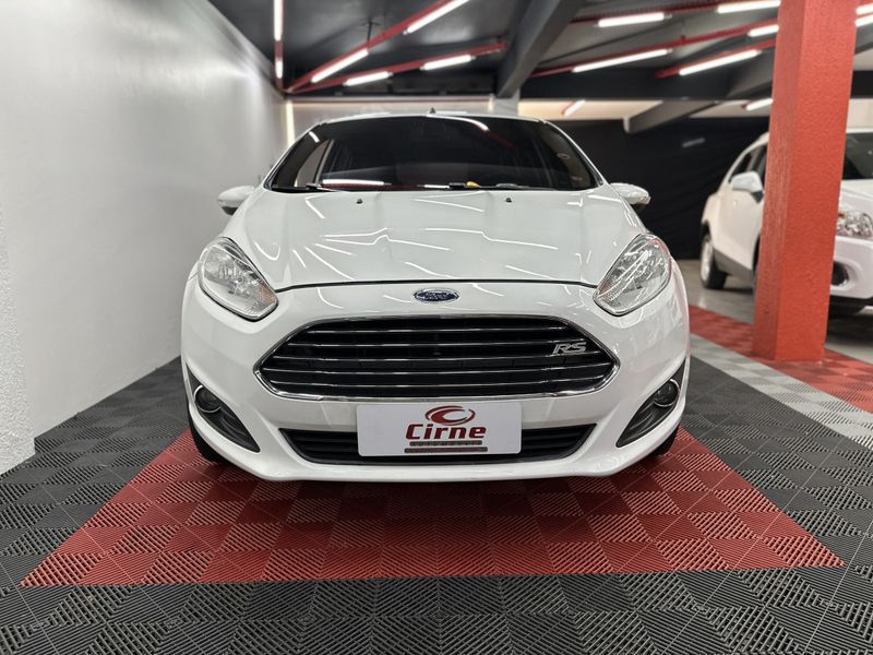 Ford Fiesta TIT./TIT.Plus 1.6 16V 2014/2014 CIRNE AUTOMÓVEIS SANTA MARIA / Carros no Vale