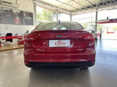 Ford Focus Sedan 2.0 16V/ 16V 2015/2016 CIRNE AUTOMÓVEIS SANTA MARIA / Carros no Vale