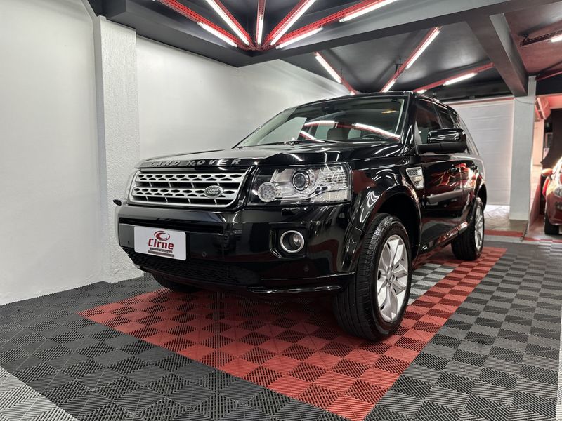 Land Rover Freelander2 Si4 HSE 2.0 240cv 2013/2013 CIRNE AUTOMÓVEIS SANTA MARIA / Carros no Vale