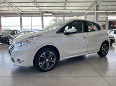 Peugeot 208 Griffe 1.6 16V 2013/2014 CIRNE AUTOMÓVEIS SANTA MARIA / Carros no Vale