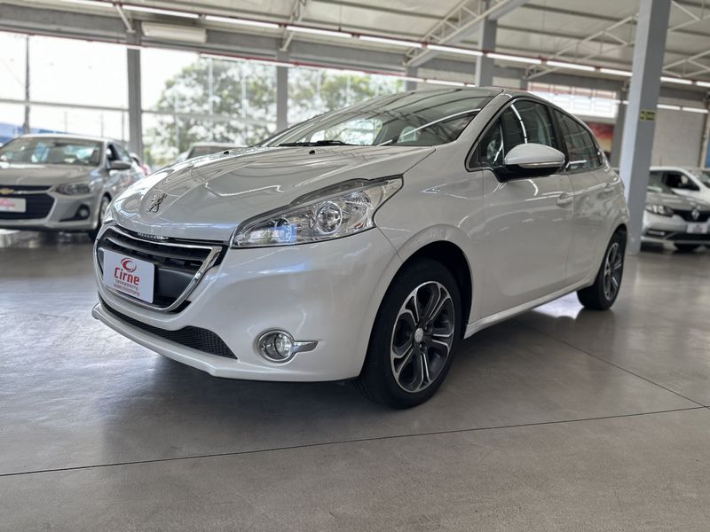 Peugeot 208 Griffe 1.6 16V 2013/2014 CIRNE AUTOMÓVEIS SANTA MARIA / Carros no Vale