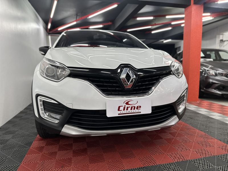 Renault CAPTUR Intense 1.6 16V 2017/2018 CIRNE AUTOMÓVEIS SANTA MARIA / Carros no Vale