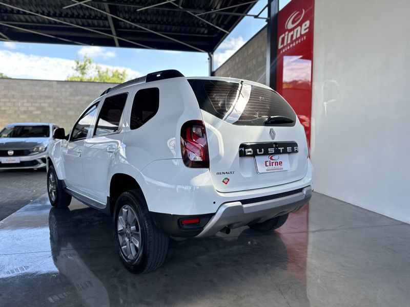 Renault DUSTER Dynamique 1.6 16V 2018/2018 CIRNE AUTOMÓVEIS SANTA MARIA / Carros no Vale