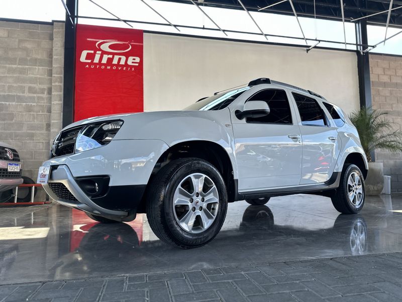 Renault DUSTER Dynamique 1.6 16V 2018/2018 CIRNE AUTOMÓVEIS SANTA MARIA / Carros no Vale