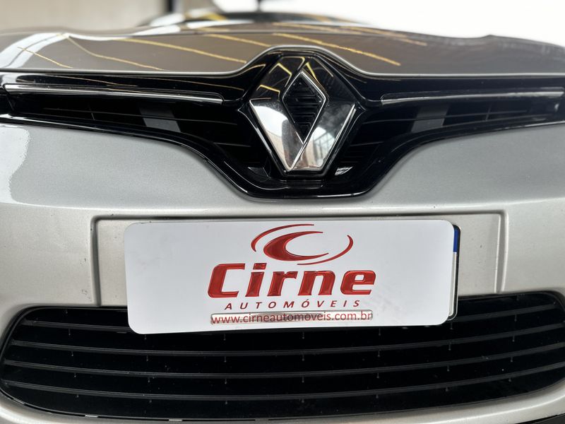 Renault FLUENCE Sed Dynamique 2.0 16V 2017/2018 CIRNE AUTOMÓVEIS SANTA MARIA / Carros no Vale