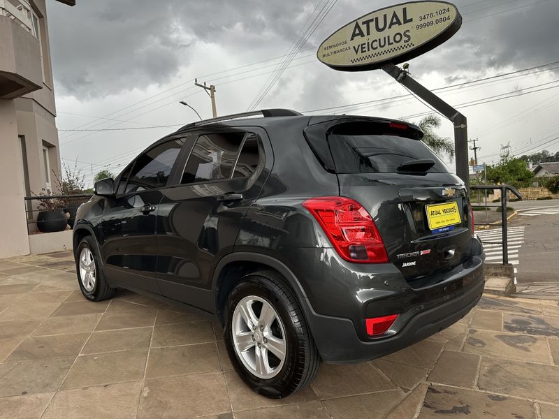 CHEVROLET TRACKER LT 1.4 Turbo 16V 4×2 2018/2018 ATUAL VEÍCULOS VISTA ALEGRE DO PRATA / Carros no Vale