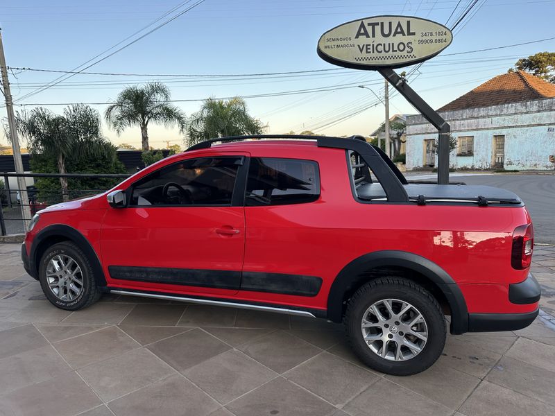 VOLKSWAGEN Saveiro CROSS 1.6 T 16V CD 2015/2016 ATUAL VEÍCULOS VISTA ALEGRE DO PRATA / Carros no Vale