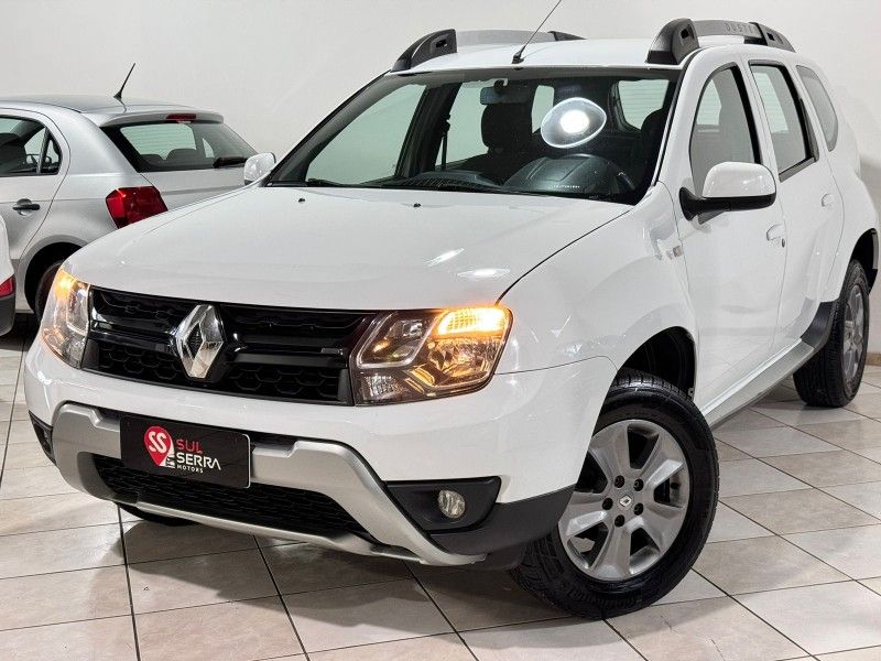 RENAULT DUSTER 1.6 DYNAMIQUE 4X2 16V 2017/2017 SUL SERRA MOTORS CAXIAS DO SUL / Carros no Vale