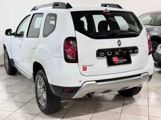 RENAULT DUSTER 1.6 DYNAMIQUE 4X2 16V 2017/2017 SUL SERRA MOTORS CAXIAS DO SUL / Carros no Vale