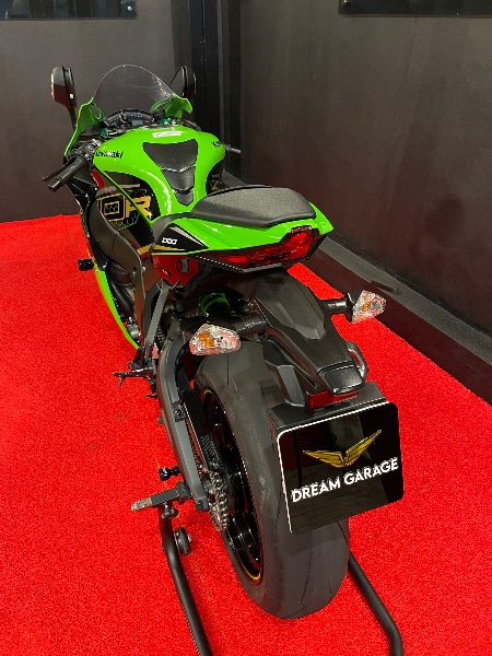 KAWASAKI ZX 10 R NINJA /2021 EXCLUSIVO VEÍCULOS SANTA CRUZ DO SUL / Carros no Vale