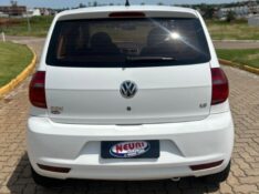 VOLKSWAGEN FOX 1.6 MI 8V TOTAL FLEX 2013/2014 NEURI VEÍCULOS LAJEADO / Carros no Vale