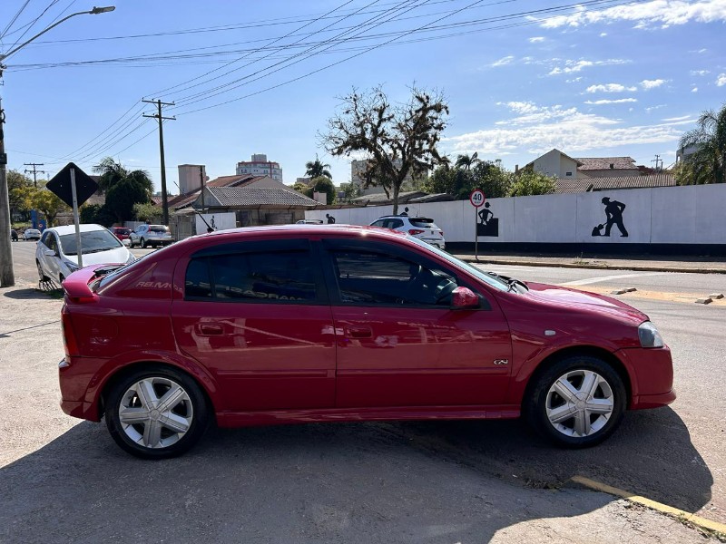 CHEVROLET ASTRA GSI 2.0 2005/2005 LS MULTIMARCAS VENÂNCIO AIRES / Carros no Vale