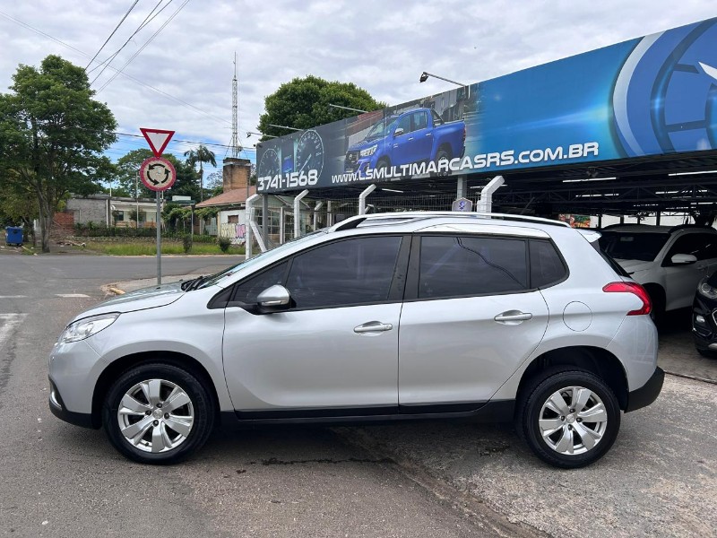 PEUGEOT 2008 1.6 16V FLEX ALLURE 4P AUTOMÁTICO 2017/2017 LS MULTIMARCAS VENÂNCIO AIRES / Carros no Vale