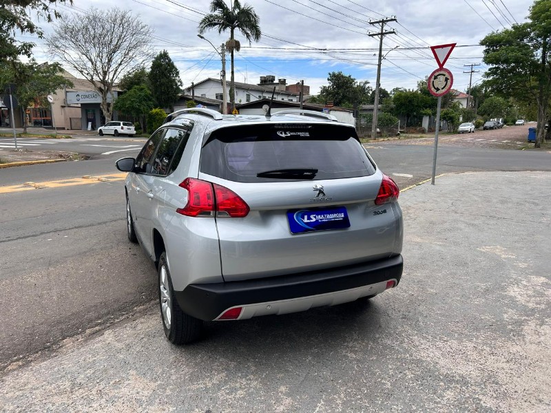 PEUGEOT 2008 1.6 16V FLEX ALLURE 4P AUTOMÁTICO 2017/2017 LS MULTIMARCAS VENÂNCIO AIRES / Carros no Vale