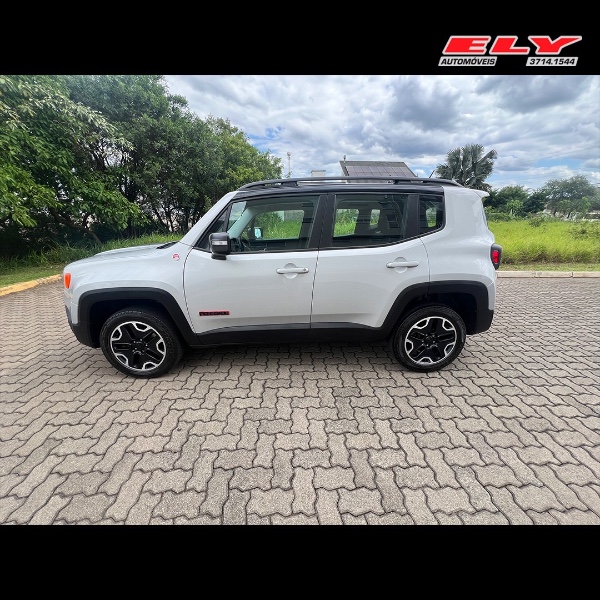 JEEP RENEGADE 2.0 16V TURBO DIESEL TRAILHAWK 4P 4X4 AUTOMÁTICO - 2016