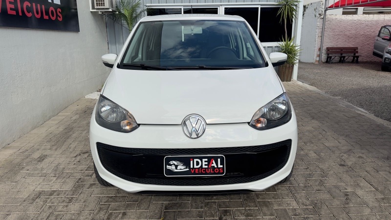 VOLKSWAGEN UP! TSI MOVE /2016 IDEAL VEÍCULOS LAJEADO / Carros no Vale