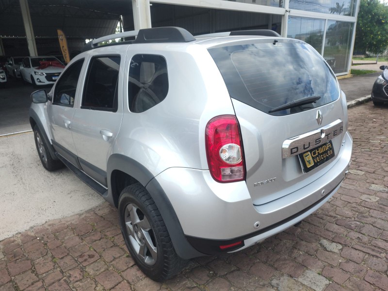 RENAULT DUSTER 2.0 DYNAMIQUE 4X4 16V FLEX 4P MANUAL /2013 CHIMA VEÍCULOS VENÂNCIO AIRES / Carros no Vale