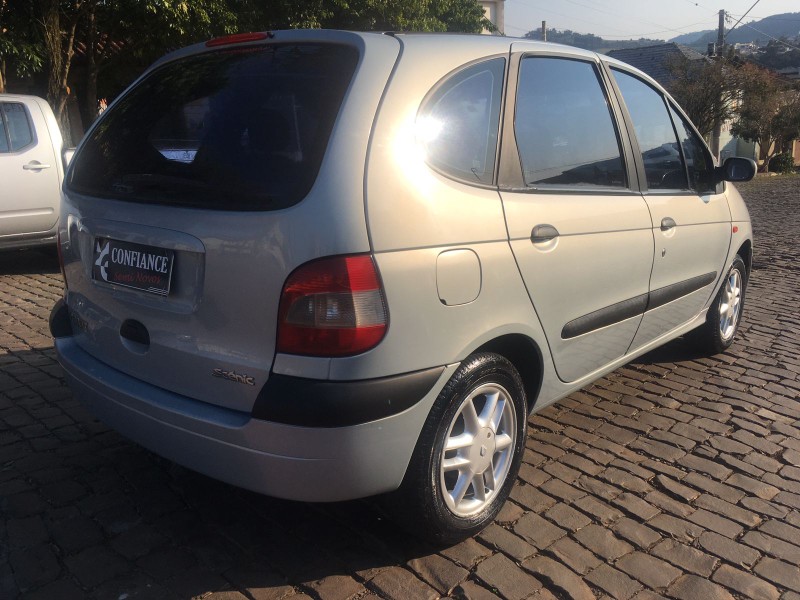 RENAULT SCENIC 1.6 EXPRESSION 16V 2001/2002 COMPLETO VEÍCULOS GUAPORÉ / Carros no Vale